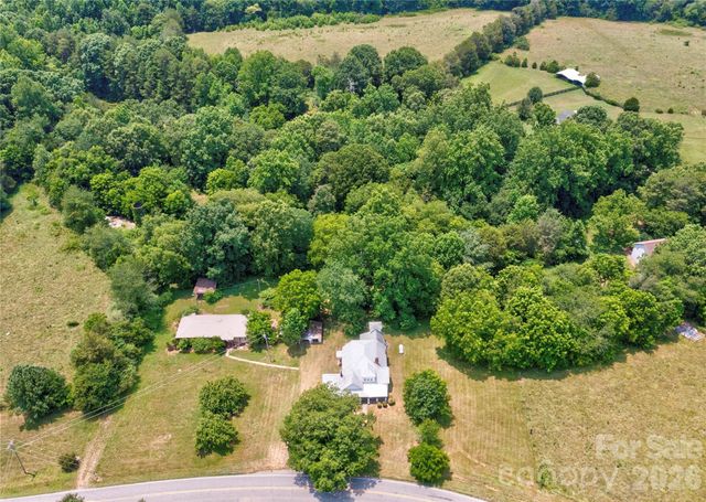 1813 Saint Marks Church Road, Crouse, NC 28033