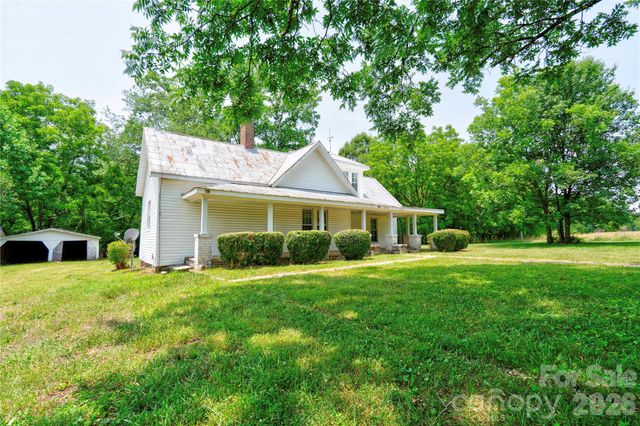 1813 Saint Marks Church Road, Crouse, NC 28033