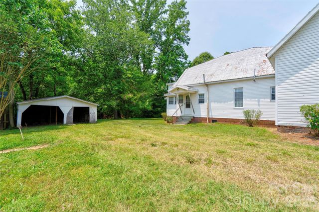 1813 Saint Marks Church Road, Crouse, NC 28033