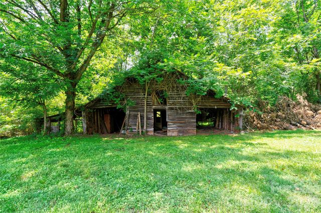 1813 Saint Marks Church Road, Crouse, NC 28033