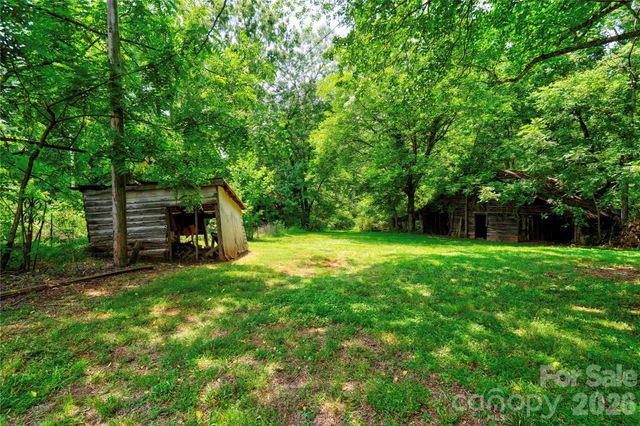 1813 Saint Marks Church Road, Crouse, NC 28033