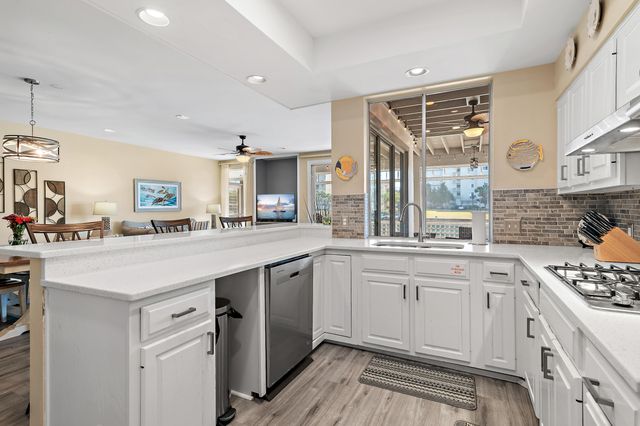 9815 US Highway 98 W Unit 32, Miramar Beach, FL 32550