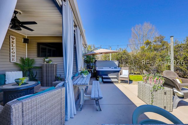 147 Oakesdale Dr, Bluffton, SC 29909