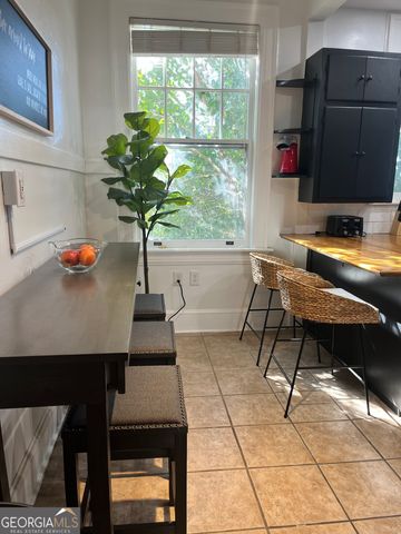 2835 Vineville Avenue, Macon, GA 31204