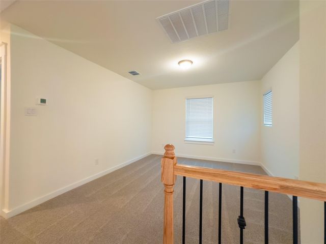 198 Shackleton DR, Kyle, TX 78640