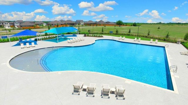 198 Shackleton DR, Kyle, TX 78640