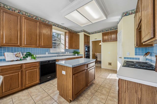 2225 Grinelle Drive, Plano, TX 75025