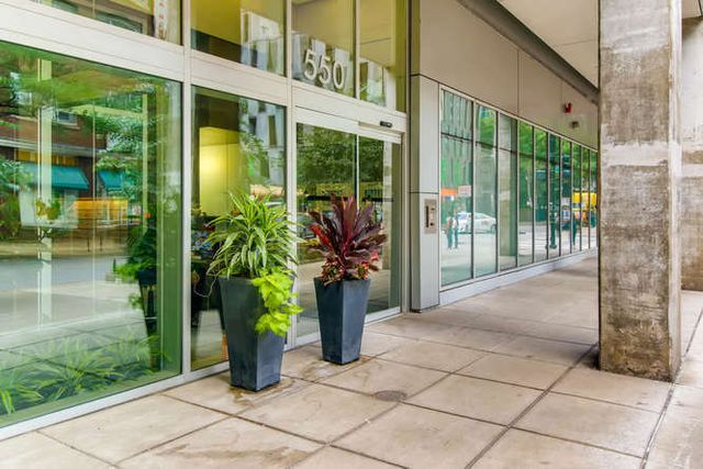 550 N Saint Clair Street 2303, Chicago, IL 60611
