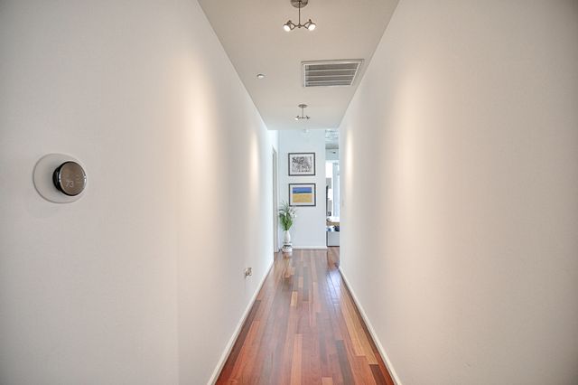 550 N Saint Clair Street 2303, Chicago, IL 60611