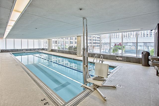 550 N Saint Clair Street 2303, Chicago, IL 60611
