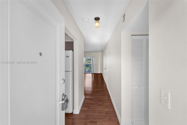 7820 Camino Real J316, Miami, FL 33143