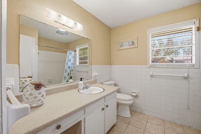 925 N Kirk Street, Hico, TX 76457