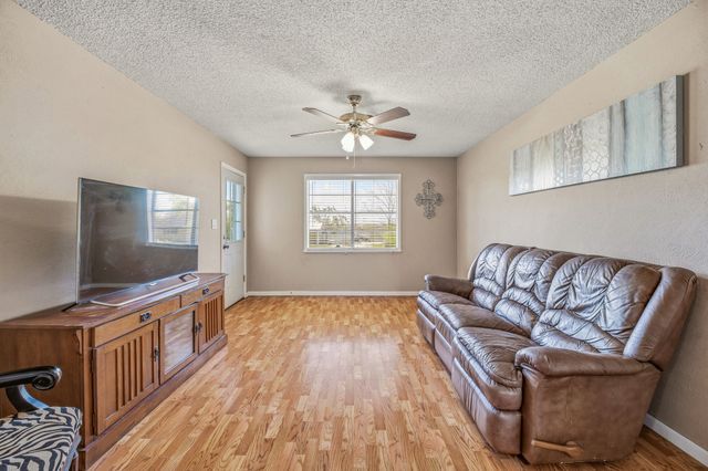 925 N Kirk Street, Hico, TX 76457