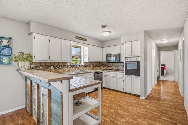 925 N Kirk Street, Hico, TX 76457