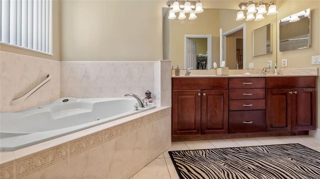 10336 LAKE LOUISA ROAD, Clermont, FL 34711