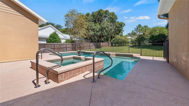 10336 LAKE LOUISA ROAD, Clermont, FL 34711