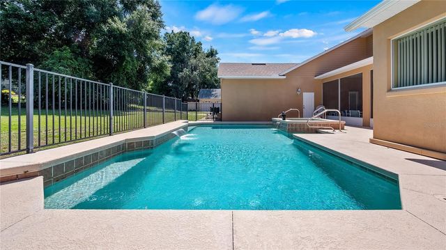 10336 LAKE LOUISA ROAD, Clermont, FL 34711