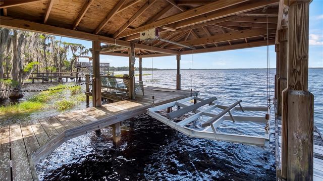 10336 LAKE LOUISA ROAD, Clermont, FL 34711