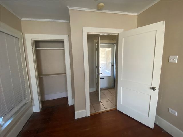 302 W Orville Street, Wills Point, TX 75169