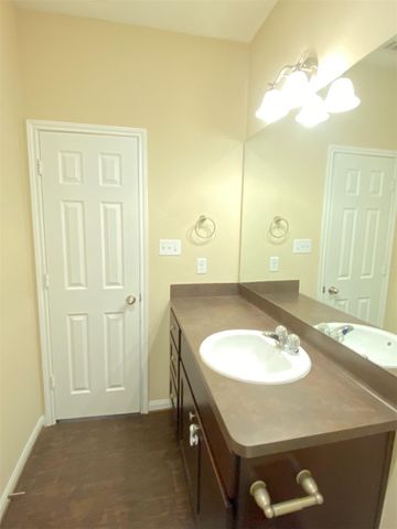 618 Shady Lake Drive, New Caney, TX 77357