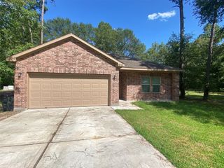 618 Shady Lake Drive, New Caney, TX 77357