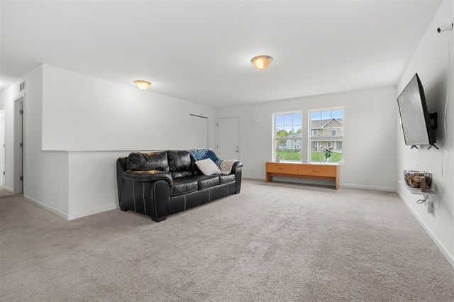 4143 Wild Meadow Street, Kalamazoo, MI 49048