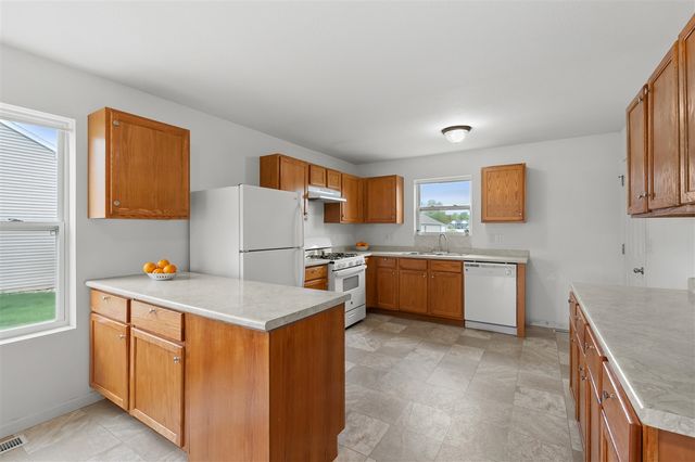 4143 Wild Meadow Street, Kalamazoo, MI 49048