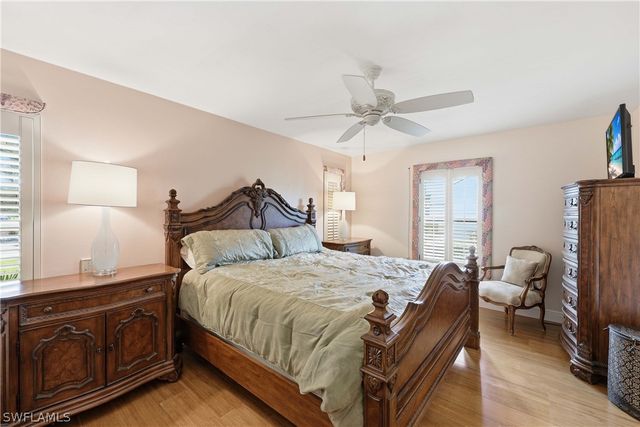 220 Palmetto Dunes CIR, Naples, FL 34113