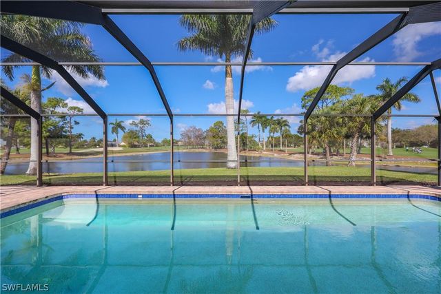 220 Palmetto Dunes CIR, Naples, FL 34113