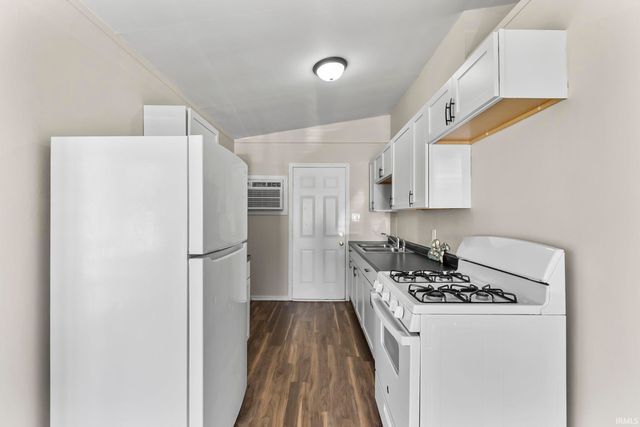 426 Dalman Avenue, Fort Wayne, IN 46806