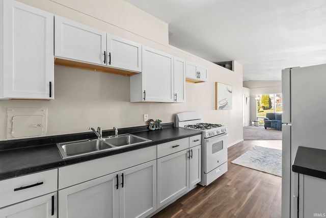 426 Dalman Avenue, Fort Wayne, IN 46806