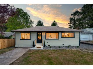 171 YELTON Dr, Longview, WA 98632