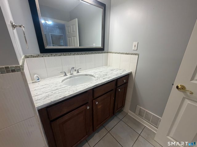1460 Elm Street 330, Stratford, CT 06615