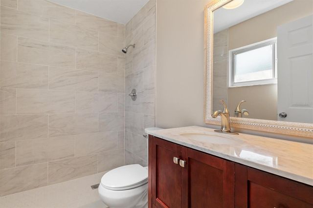 18019 AVONSDALE CIRCLE, Port Charlotte, FL 33948