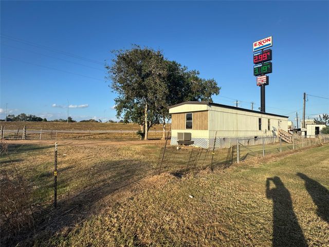 1423 Prosperity Street, El Campo, TX 77437