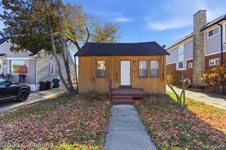 1308 E Lincoln Street, Birmingham, MI 48009