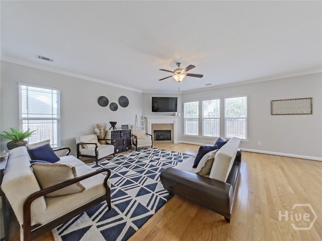 Image 11 of property listing at 65 Patriot Drive, Richmond Hill, GA 31324