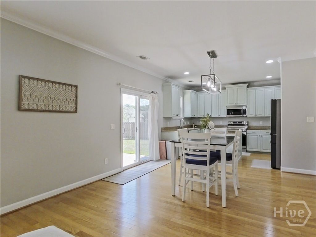 Image 16 of property listing at 65 Patriot Drive, Richmond Hill, GA 31324