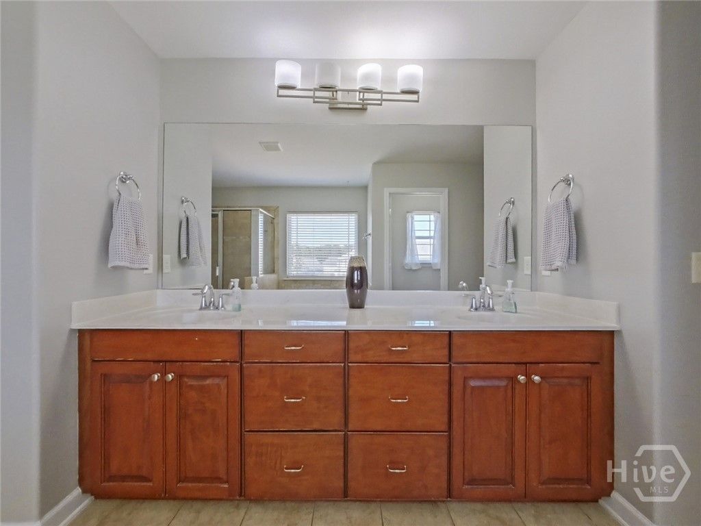 Image 31 of property listing at 65 Patriot Drive, Richmond Hill, GA 31324