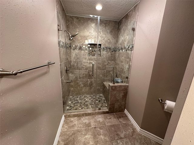 2317 Meade Court, League City, TX 77573