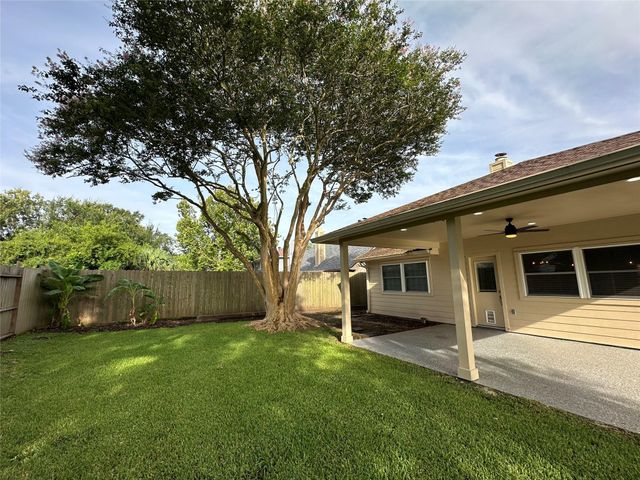 2317 Meade Court, League City, TX 77573