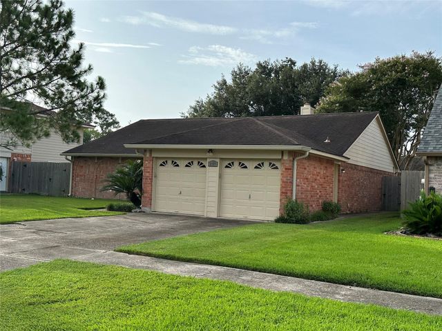 2317 Meade Court, League City, TX 77573
