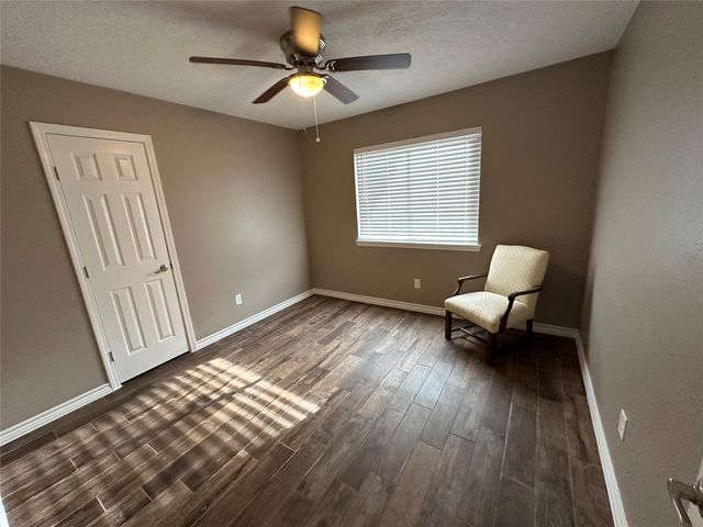 2317 Meade Court, League City, TX 77573