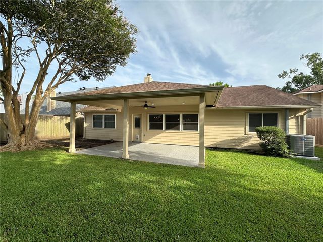 2317 Meade Court, League City, TX 77573
