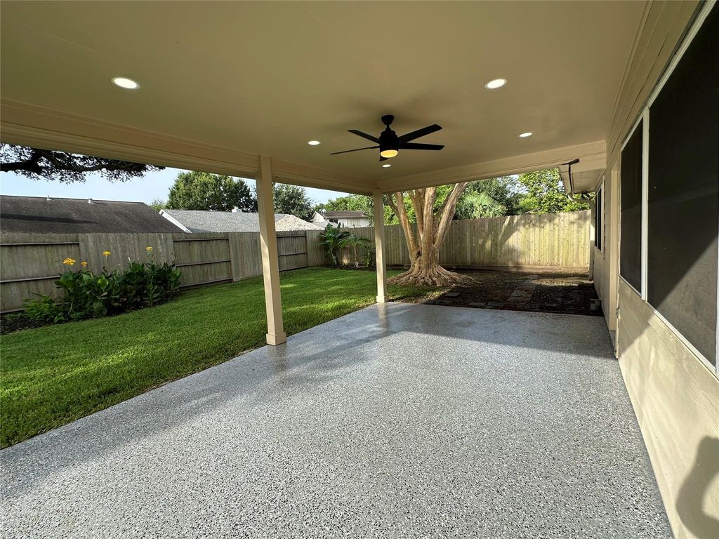 2317 Meade Court, League City, TX 77573