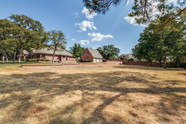 1013 Diamond Boulevard, Southlake, TX 76092