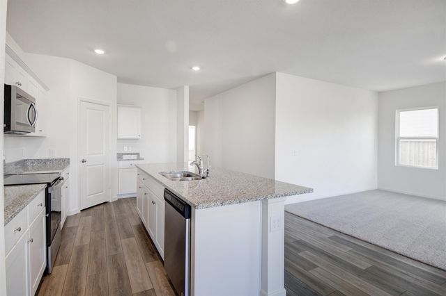 5002 Highland Springs Drive, Richmond, TX 77469
