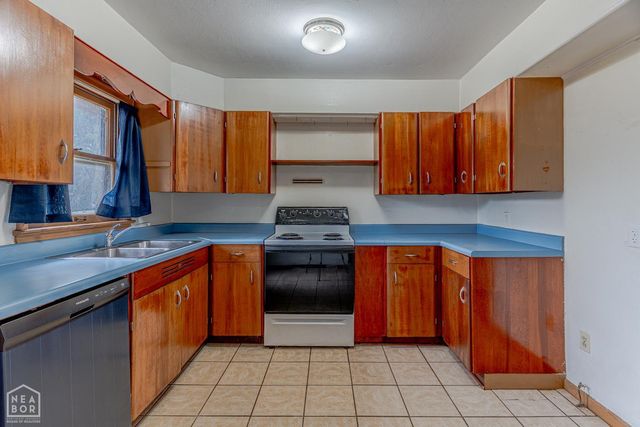 1318 Pardew Street, Jonesboro, AR 72401