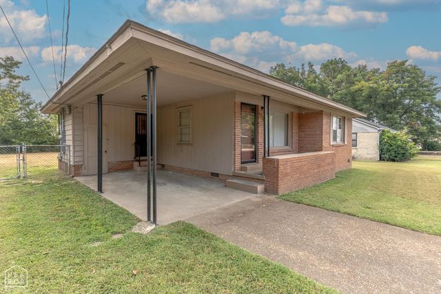1318 Pardew Street, Jonesboro, AR 72401