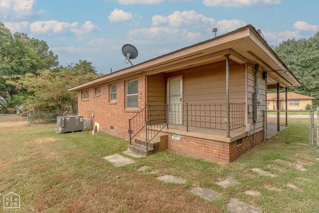 1318 Pardew Street, Jonesboro, AR 72401